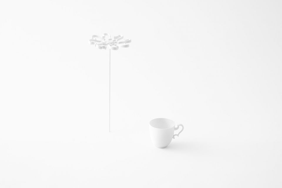 hasu and handle flower for sevres by nendo