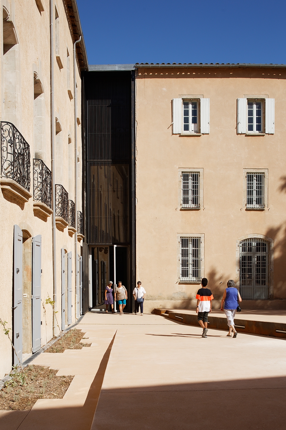 lodeve museum by projectiles