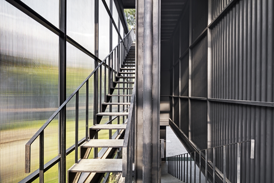 The courtyard house M9 Design Studio