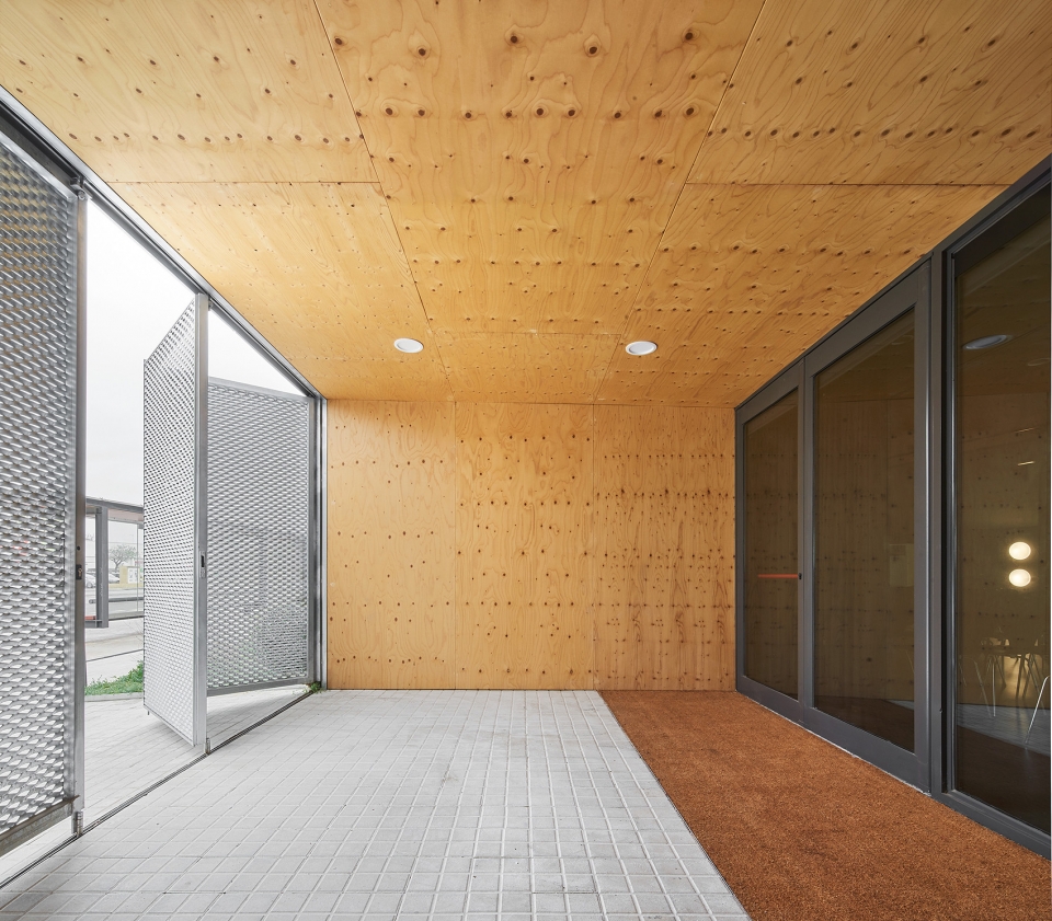 teatre de torredembarra by nam arquitectura
