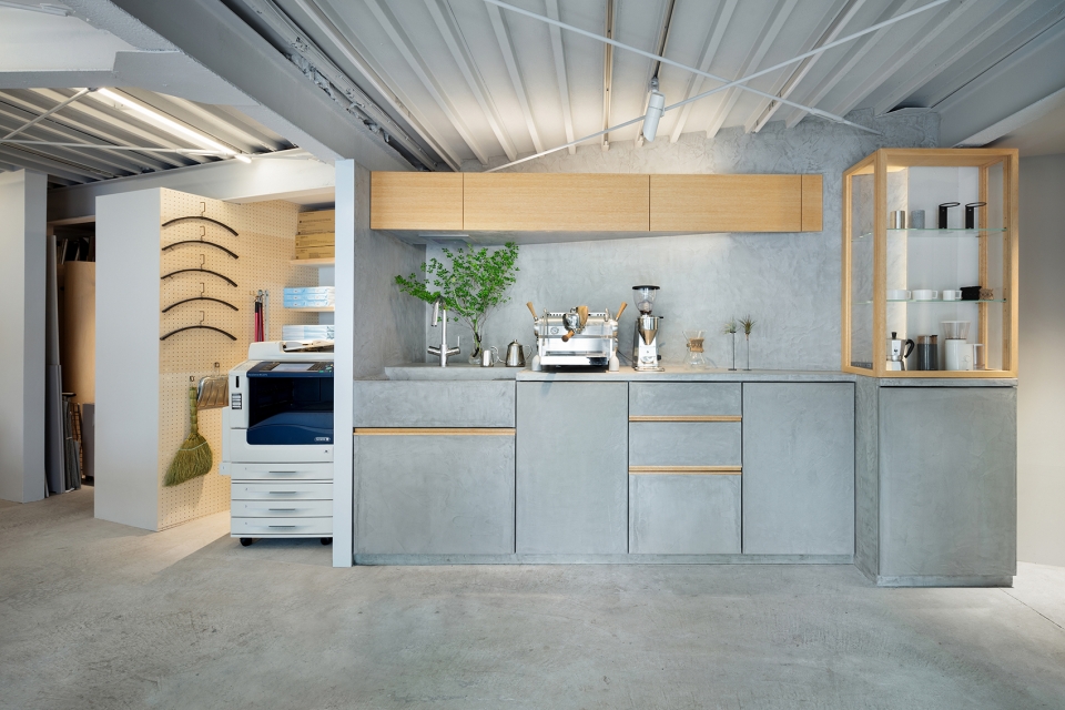 Kamiyamacho residence with office space Puddle moyadesign