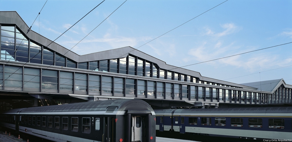 basel sbb railway station by cruz y ortiz arquitectos