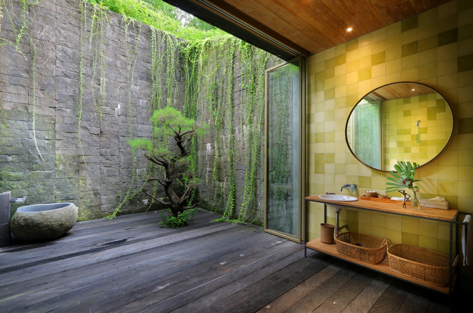 Chameleon Villa by Word of Mouth