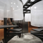 Nefos装置，雅典 / Naïve People Design