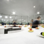 Nefos装置，雅典 / Naïve People Design