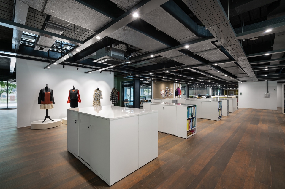 The Star Innovation Center by Jordan Parnass Digital Architecture