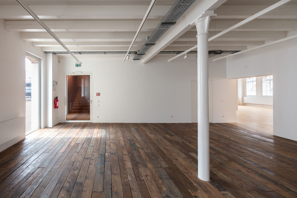 Tonofen factory heneghan peng architects