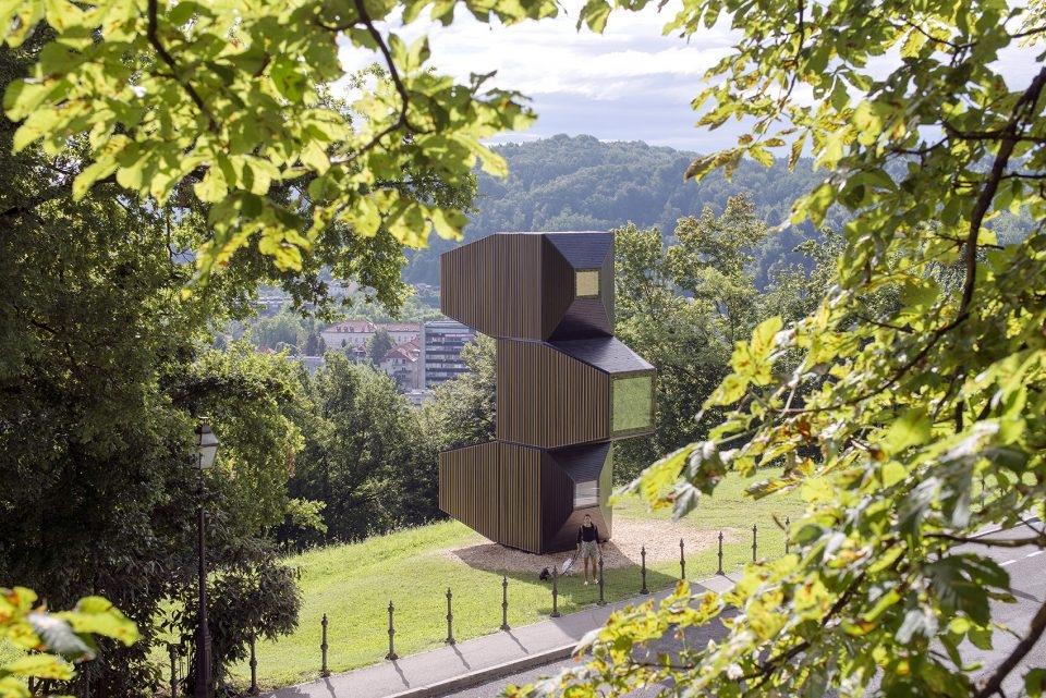 Living Unit On Ljubljana Castle by OFIS 960x641