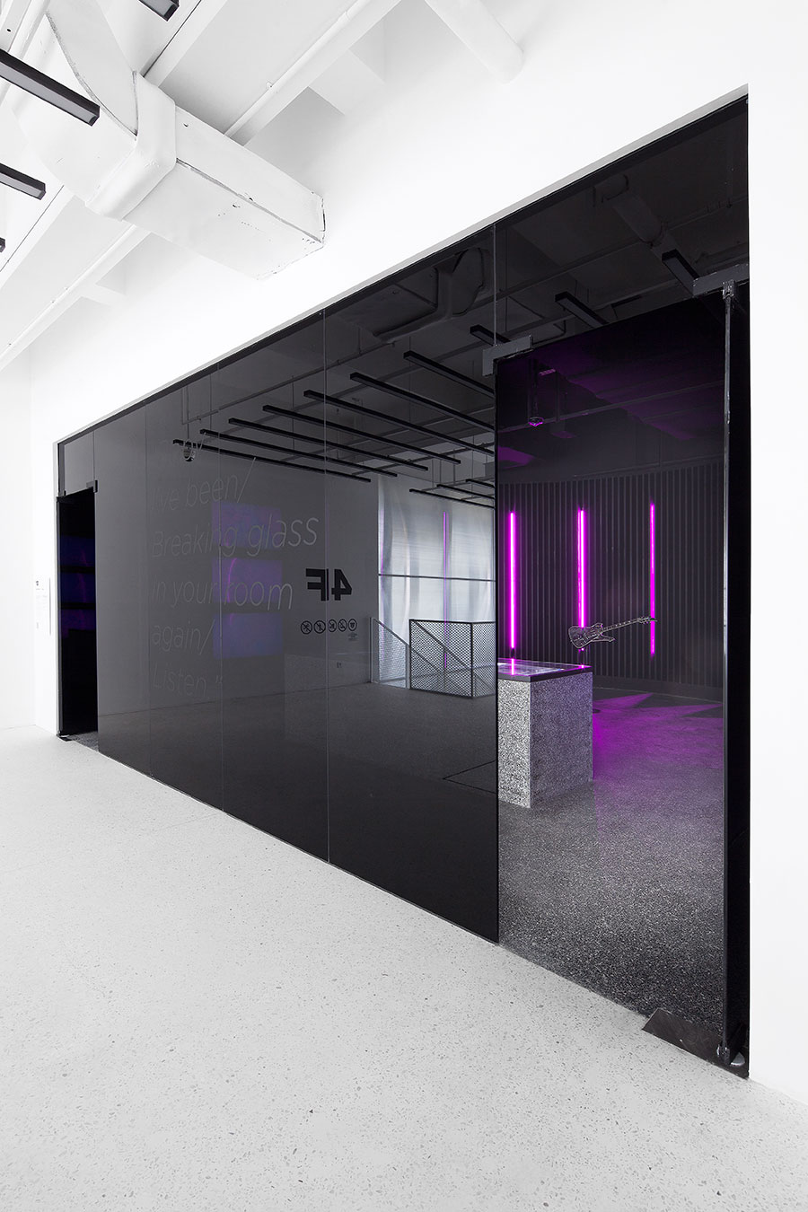 brkn exhibition design by coordination asia