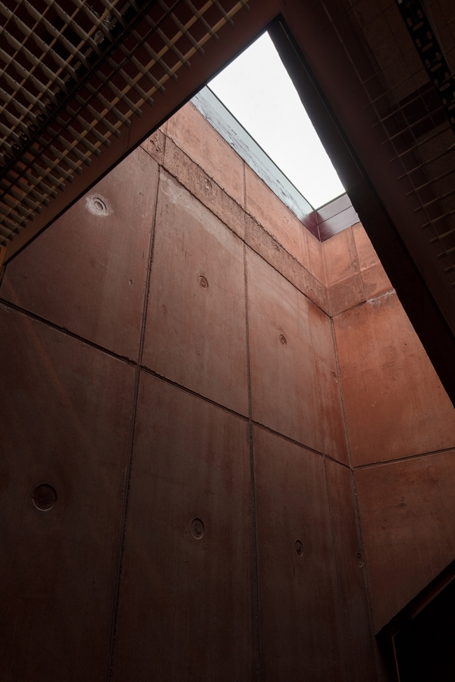 Tonofen factory heneghan peng architects