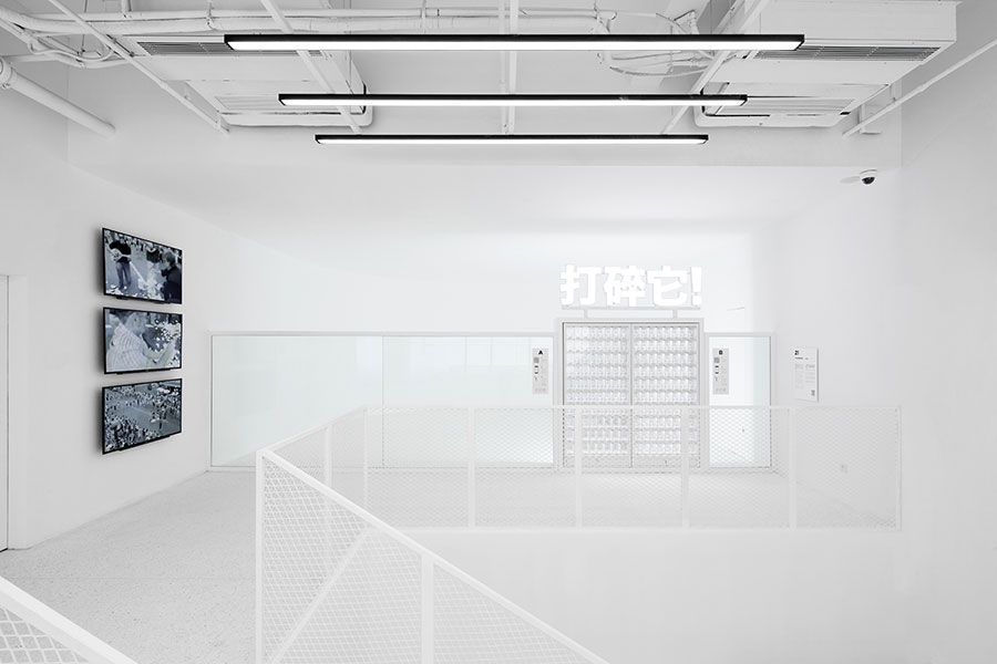 brkn exhibition design by coordination asia