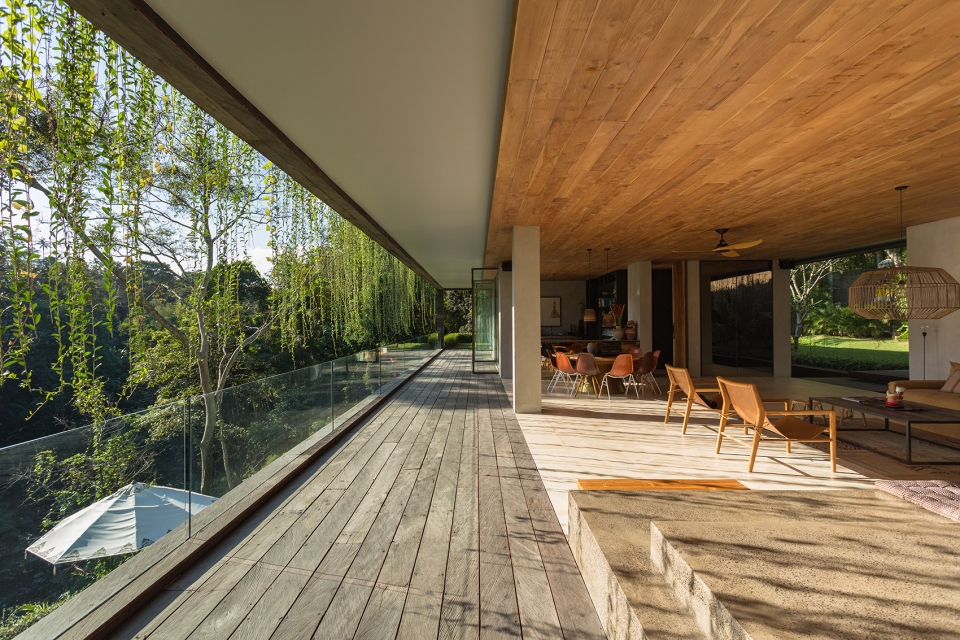 Chameleon Villa by Word of Mouth