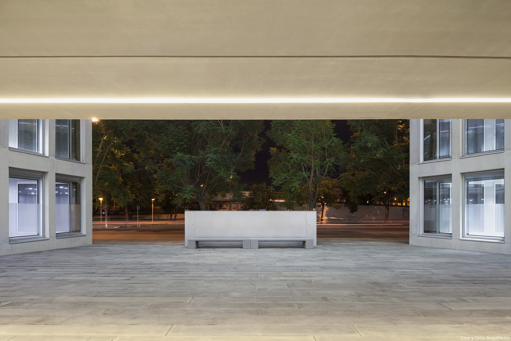 Offices for Regional Government of Andalusia by Cruz y Ortiz Architects