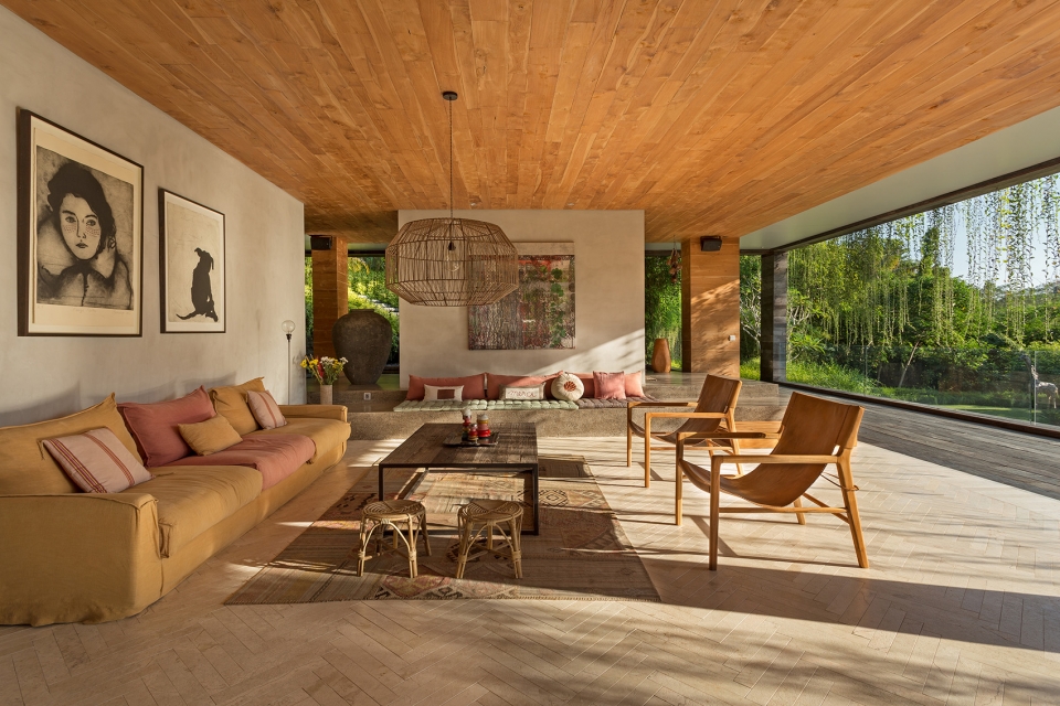 Chameleon Villa by Word of Mouth