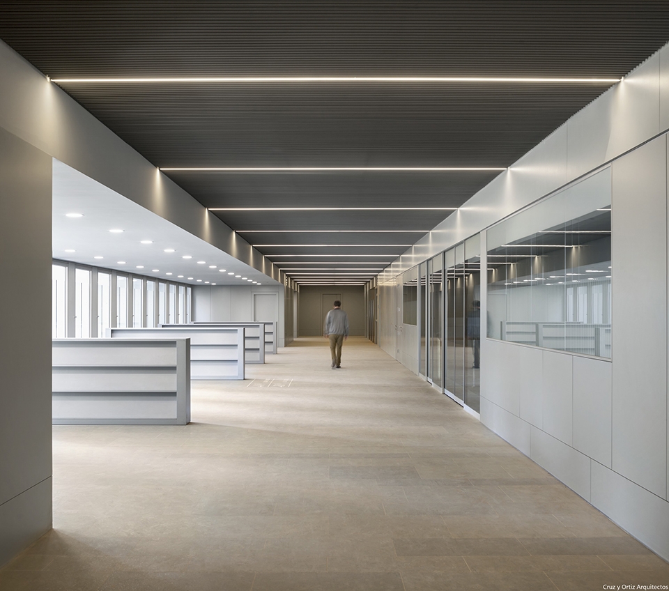 Offices for Regional Government of Andalusia Cruz y Ortiz Arquitectos
