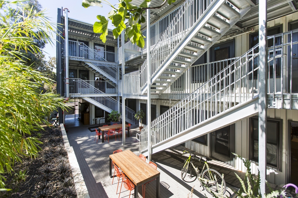 MacArthur Annex U.S.A by Baran Studio Architecture