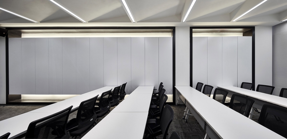 TEMPUS Travel Management Co. Ltd. Office China by ATDESIGN