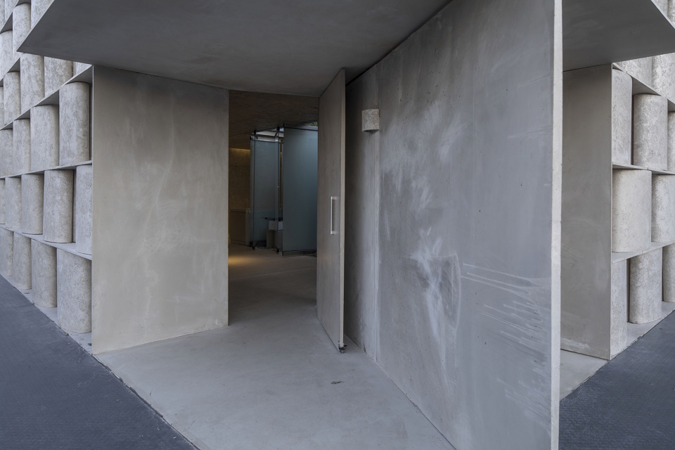 Concrete Vessel fcjz