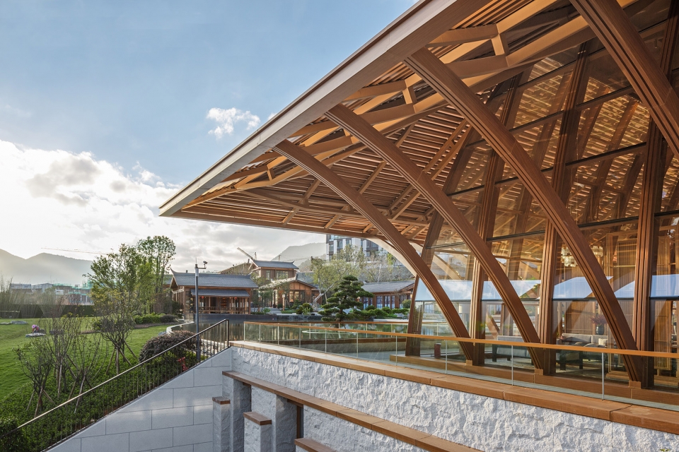 Tahoe Qingyun Town China by Shanghai Tianhua architectural design co. LTD