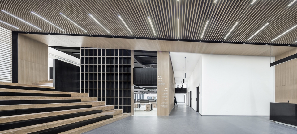 Office space renovation of Shanghai YuTu technology co. LTD by Mix Architecture