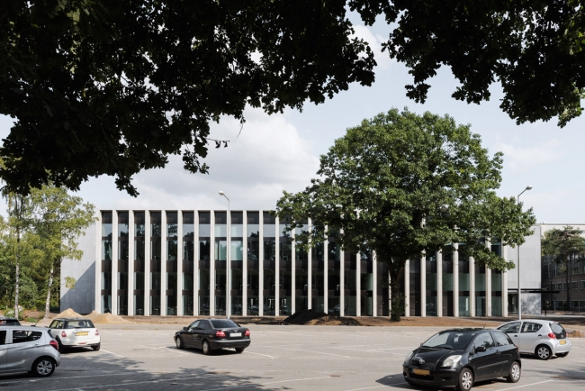 “立方”,荷兰 / 卡恩建筑