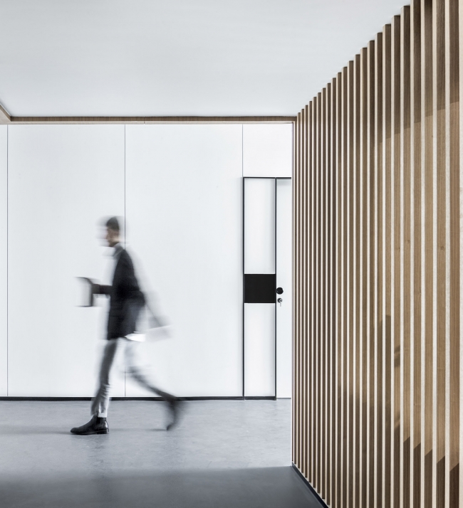 Office space renovation of Shanghai YuTu technology co. LTD by Mix Architecture