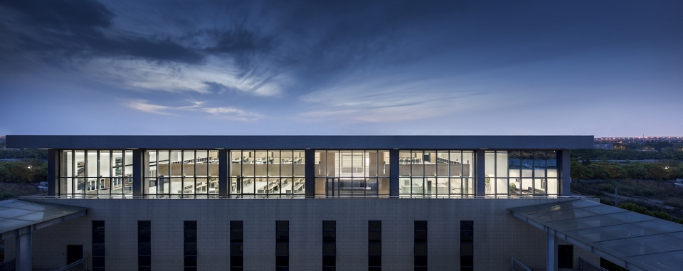 Office space renovation of Shanghai YuTu technology co. LTD by Mix Architecture