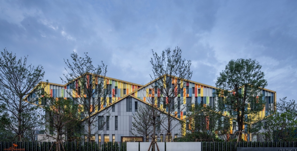 Midea Park Mansion China by CC Design