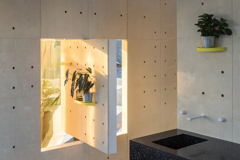 mini living urban cabin penda