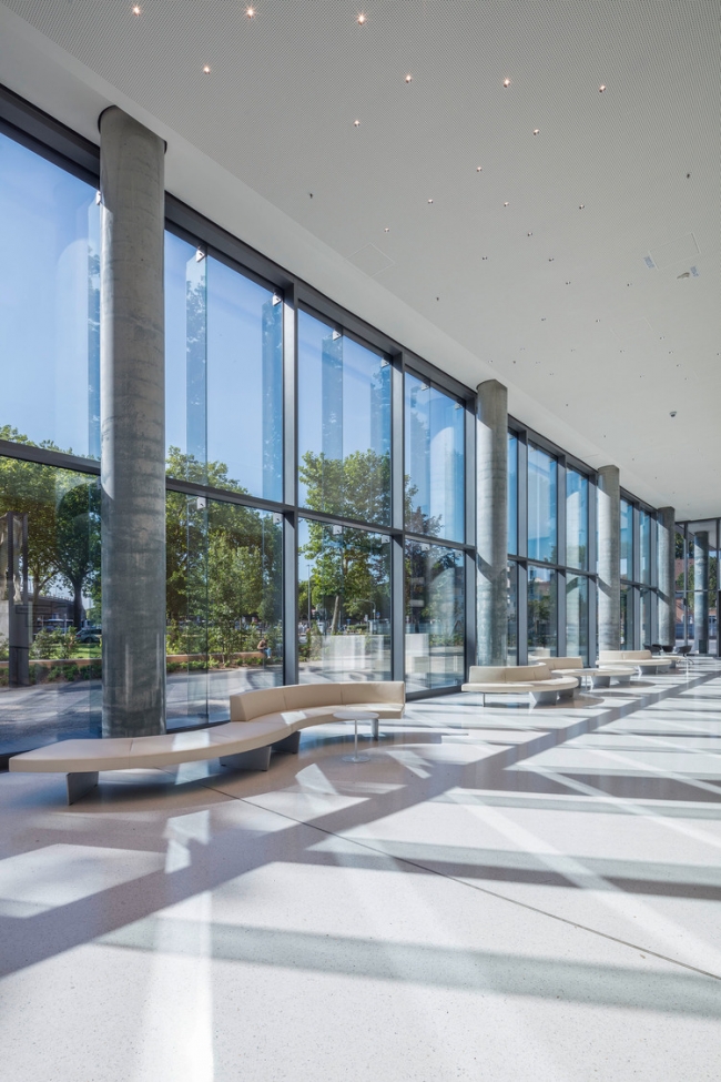 LOreal Horizon 22J122 Germany by HPP Architects