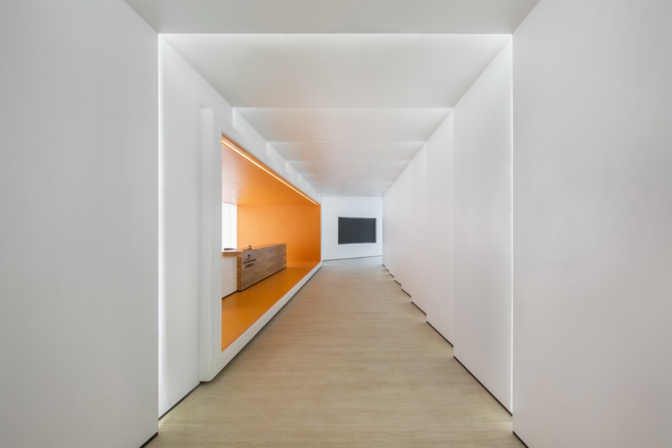 Midea Park Mansion China by CC Design