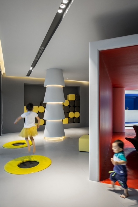 Midea Park Mansion China by CC Design