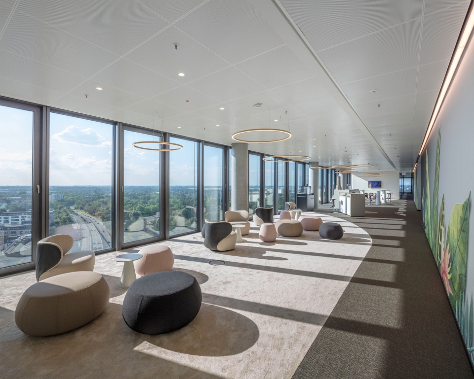 LOreal Horizon 22J122 Germany by HPP Architects