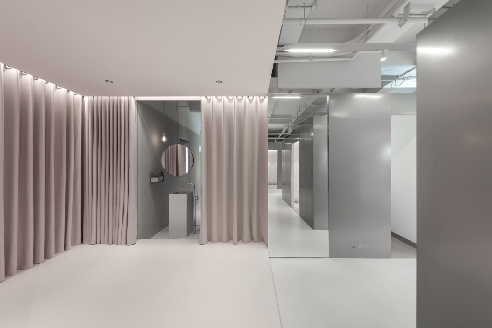 Dear So Cute Shop and Café China by LUKSTUDIO