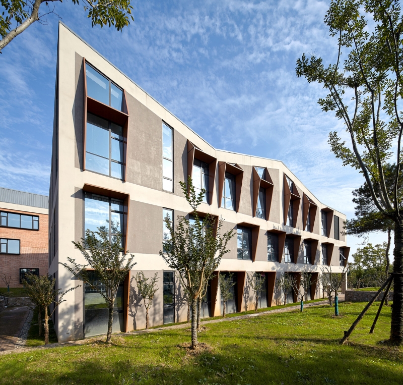 Nanjing Yaxi Citta Slow Village China by BAU