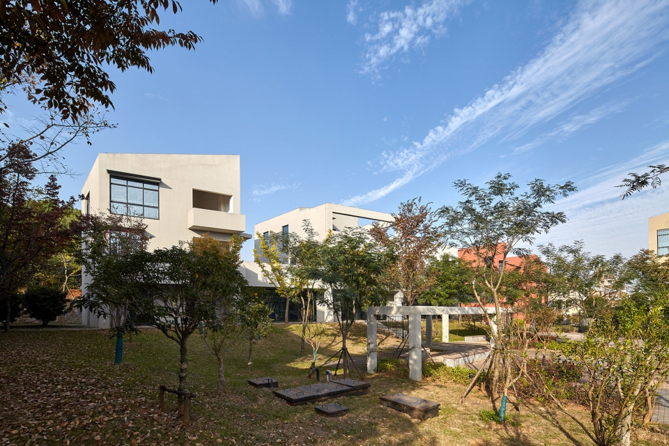 Nanjing Yaxi Citta Slow Village China by BAU