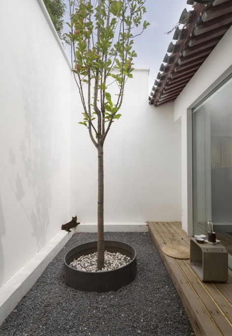 JING FAN China by Golucci Interior Architects