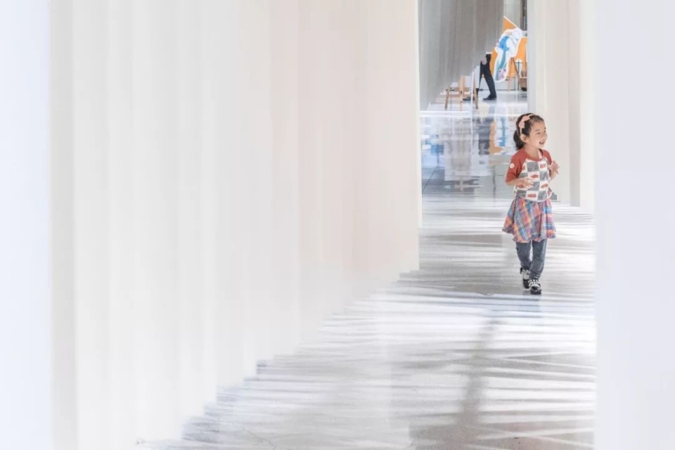 The space between pages China by Mur Mur Lab