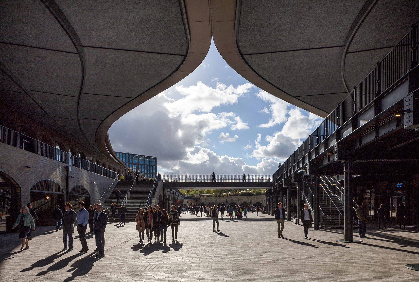Coal Drops Yard by Heatherwick Studio - 谷德设计网