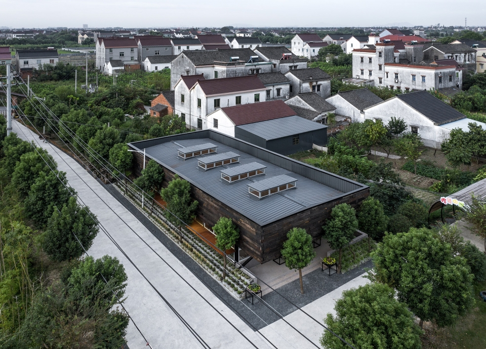 Huateng Hog House Barbecue Restaurant china by Leeko Studio