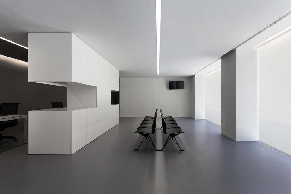 oav offices by fran silvestre arquitectos