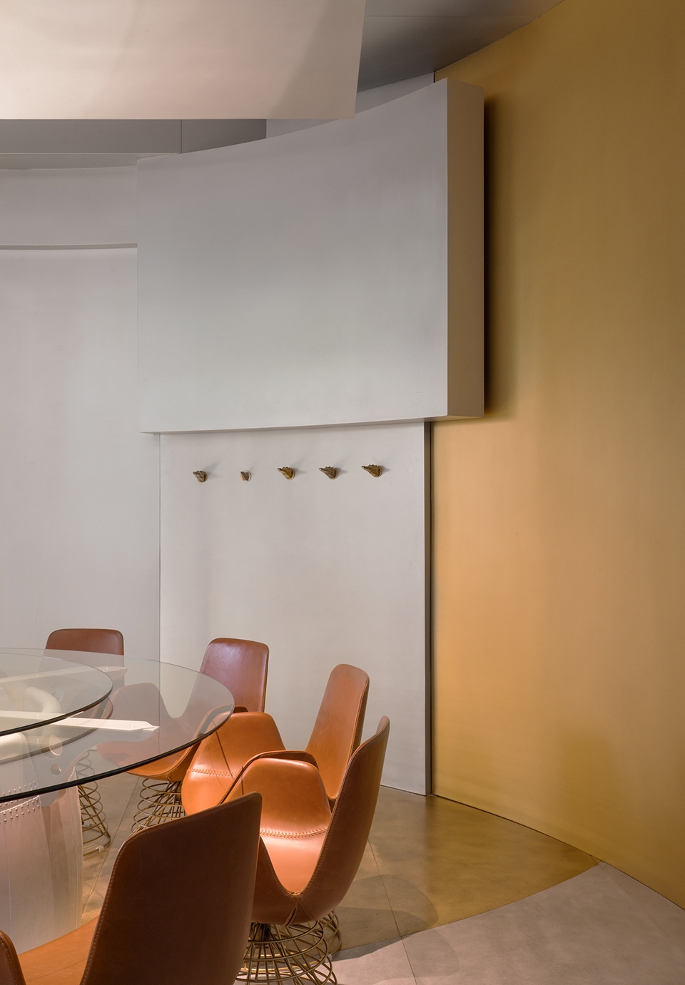 CHOCLAB boutique by Yebin Interior Design