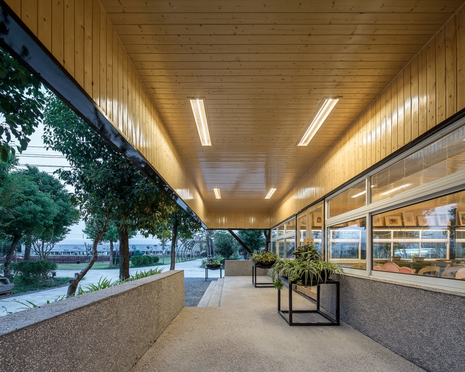 Huateng Hog House Barbecue Restaurant china by Leeko Studio