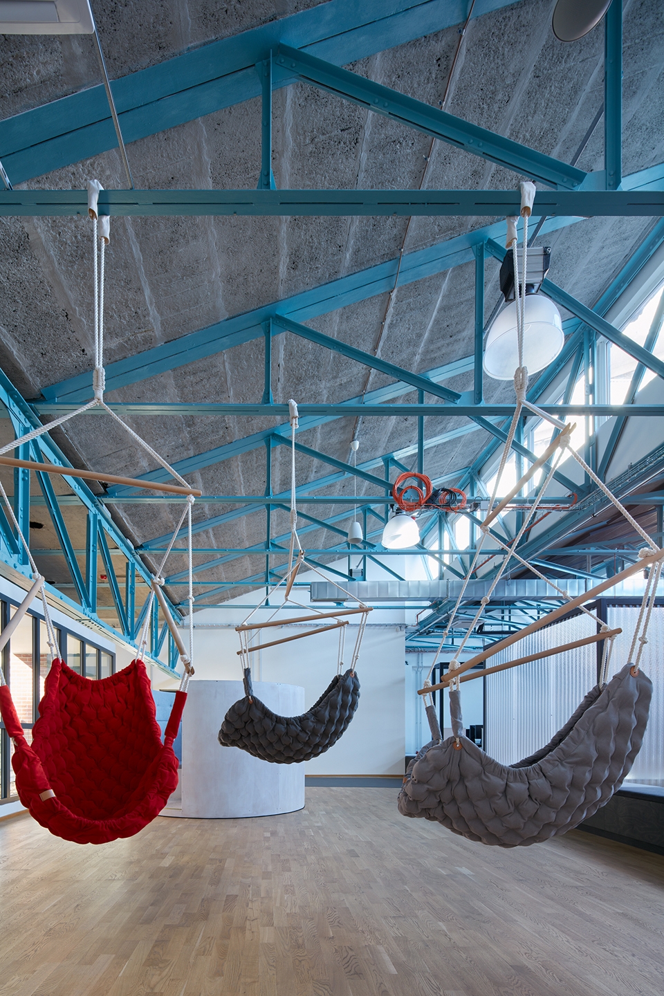 SinnerSchrader Studio Prague by Kurz architects