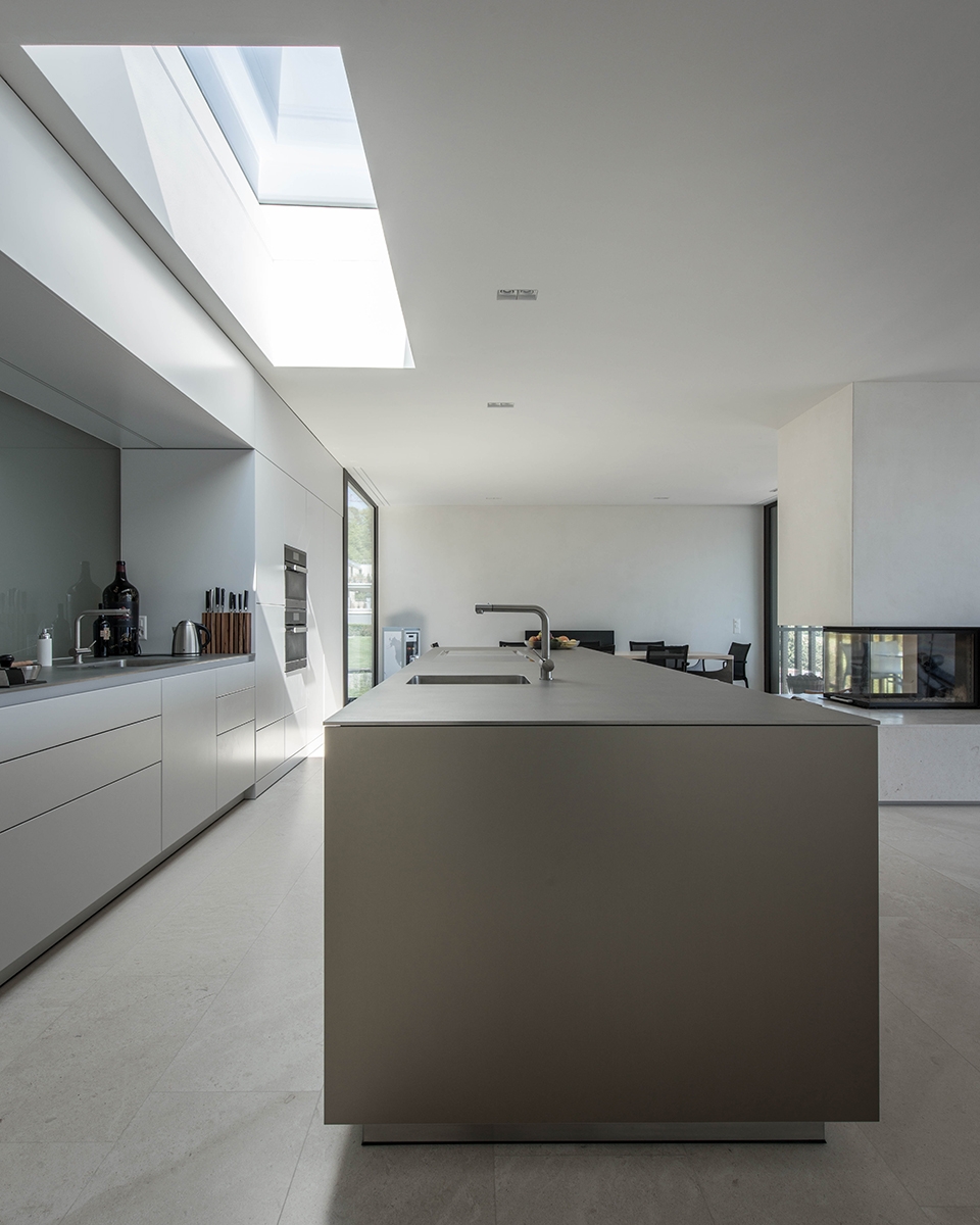 five patio houses by think architecture