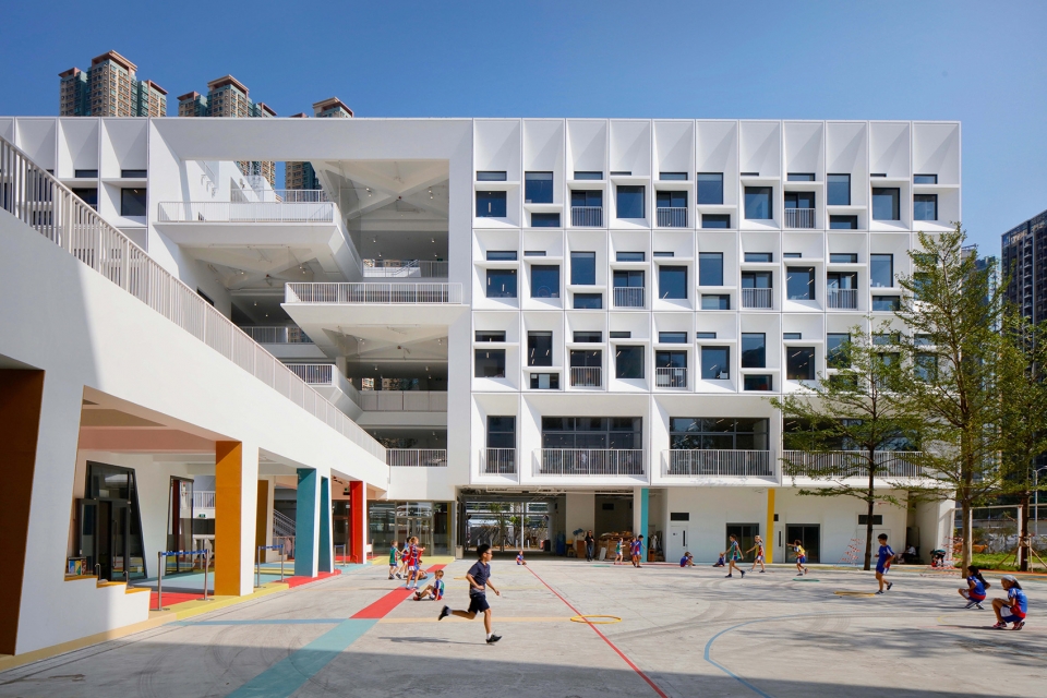 french international school of hong kong tseung kwan o by henning larsen
