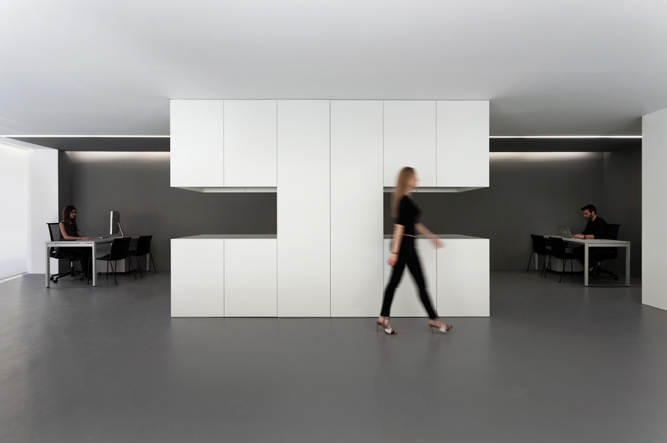 oav offices by fran silvestre arquitectos