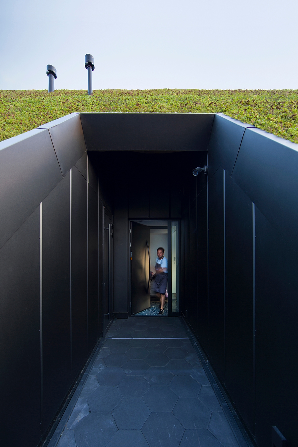 house behind the roof by superhelix pracownia projektowa