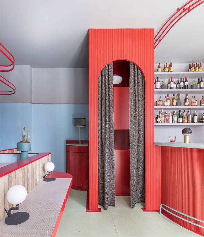 Piraña bar restaurant by Sella Concept