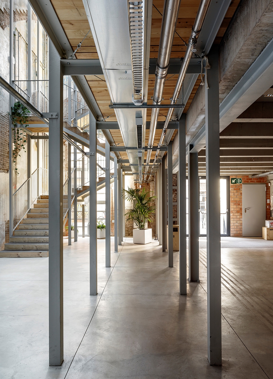 civic centre lleialtat santsenca 1214 by harquitectes
